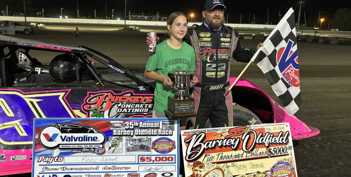 Rusty Schlenk Wins Barney With Last Lap Pass