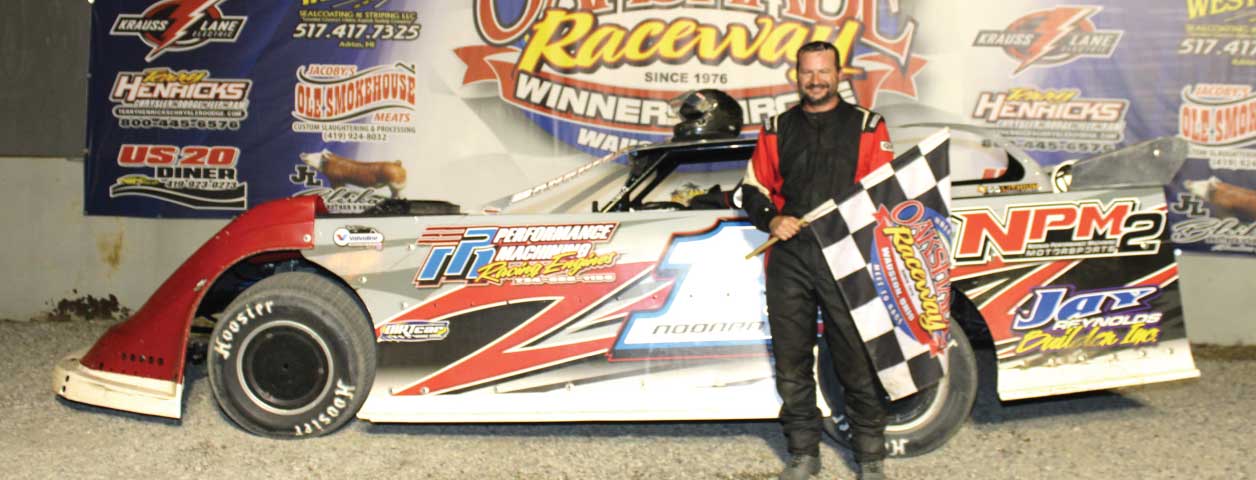 Point Leader Casey Noonan Rolls Into Oakshade Raceway Winner Circle For First Time This Season
